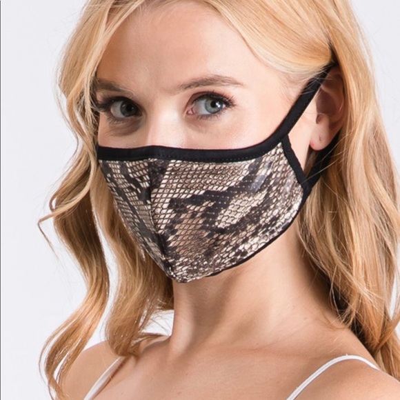 🔴 3 for $12🔴Don’t be a Snake•Chic Face Mask - Picture 2 of 2